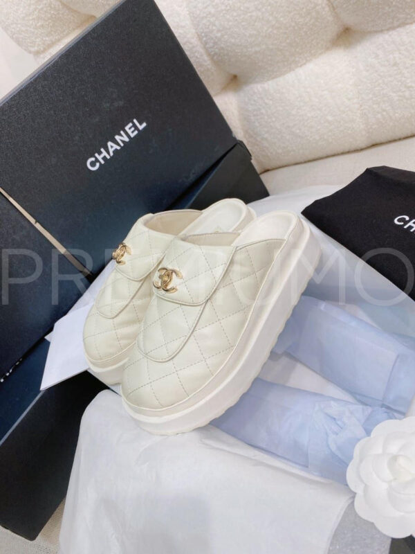 Chanel мюли PR309613