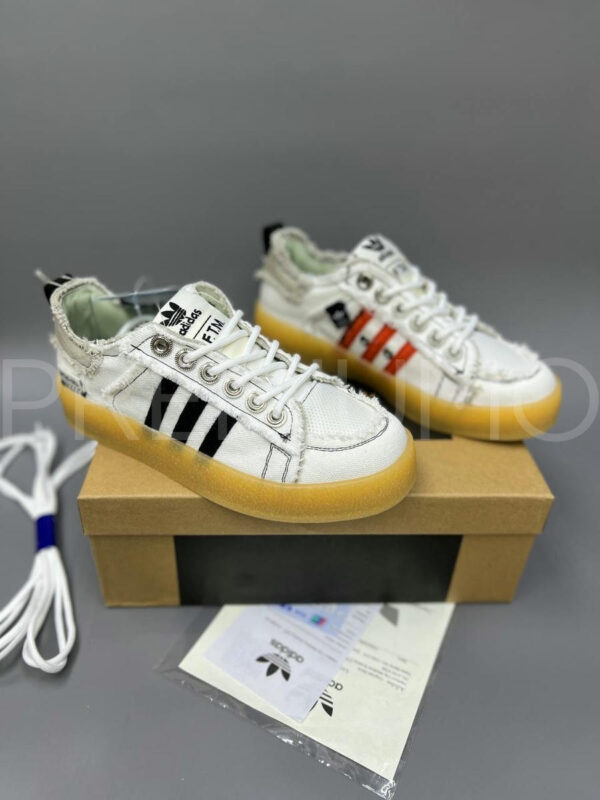Adidas кроссовки PR932658