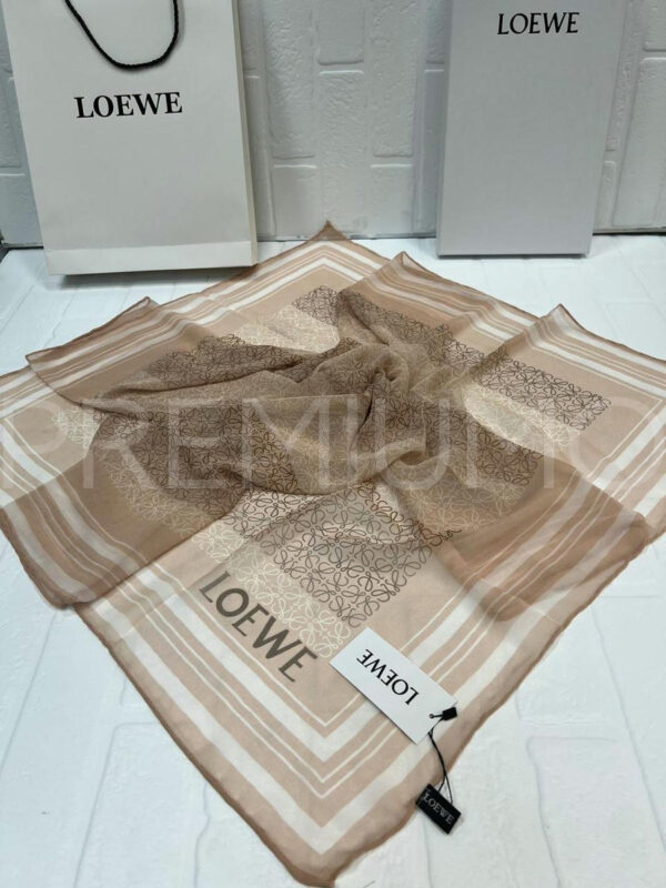 Loewe платок PR897986