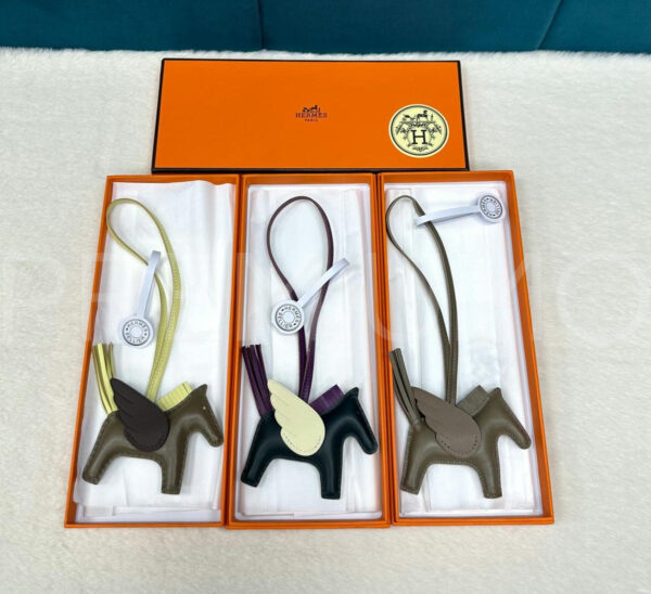 Hermes брелок PR443554 2