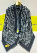 Fendi палантин PR524469 4