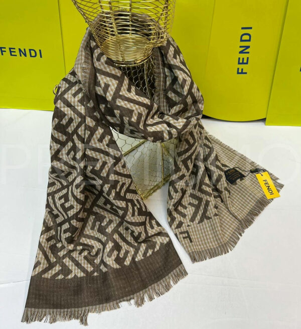 Fendi палантин PR599124 3