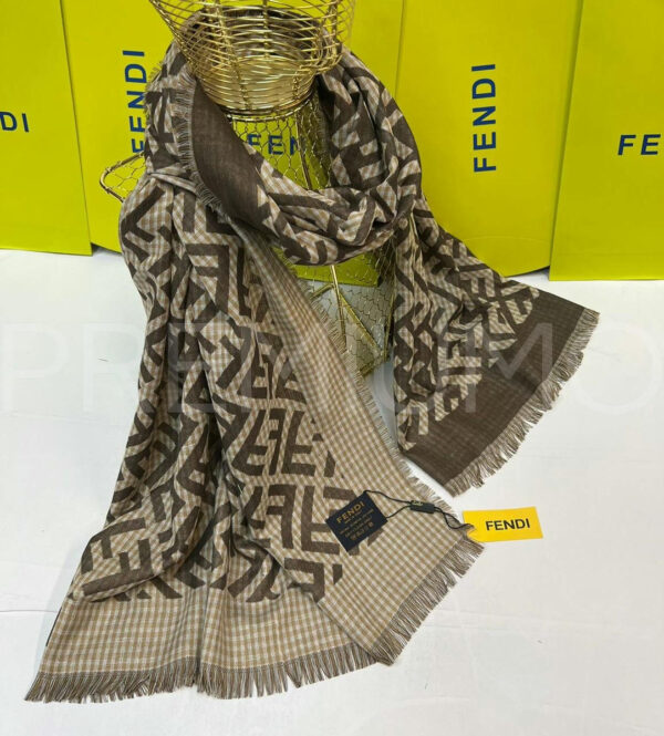 Fendi палантин PR599124 2