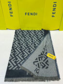 Fendi палантин PR196414 7
