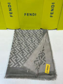 Fendi палантин PR479693 6