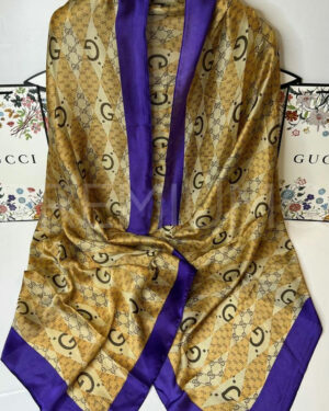 Gucci палантин PR767782 Gucci палантин PR767782