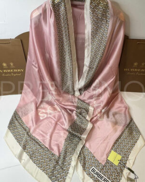 Burberry палантин PR303545