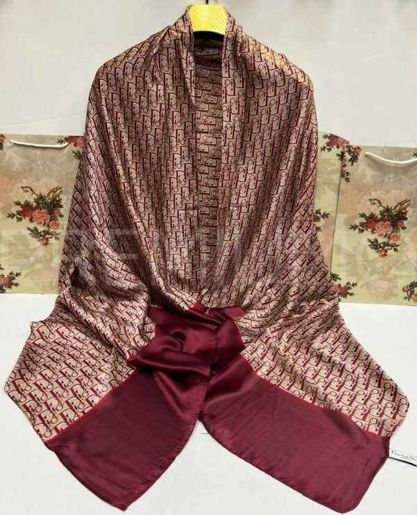 Christian Dior палантин PR606476