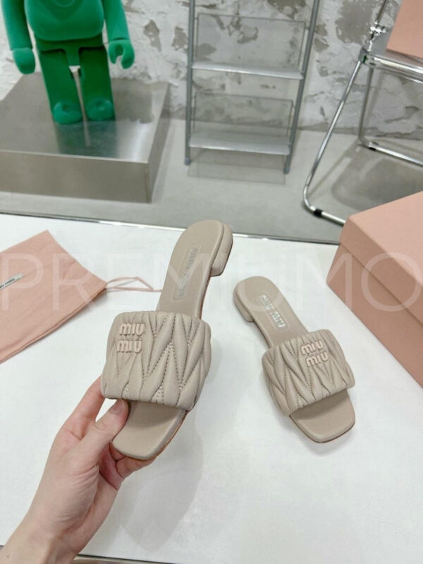 Miu Miu шлепанцы PR559302 2