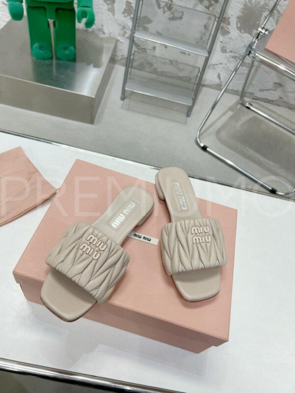 Miu Miu шлепанцы PR559302 4