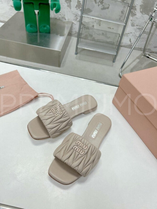 Miu Miu шлепанцы PR559302 5