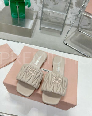 Miu Miu шлепанцы PR559302