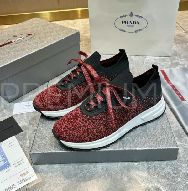 Prada кроссовки PR771109