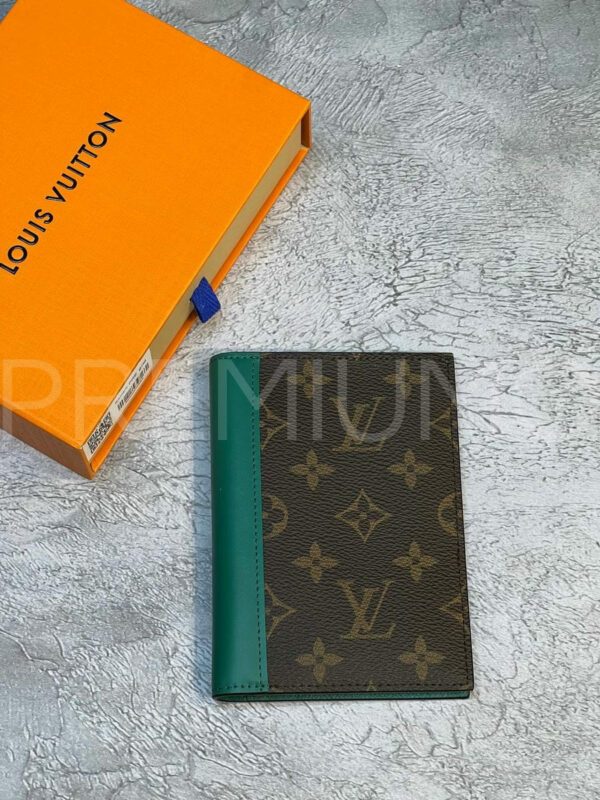 Louis Vuitton обложка на паспорт PR968687