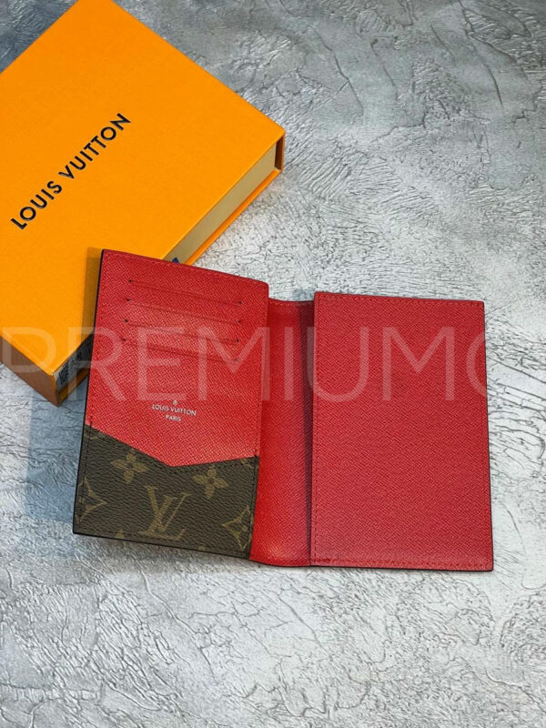 Louis Vuitton обложка на паспорт PR339720 3