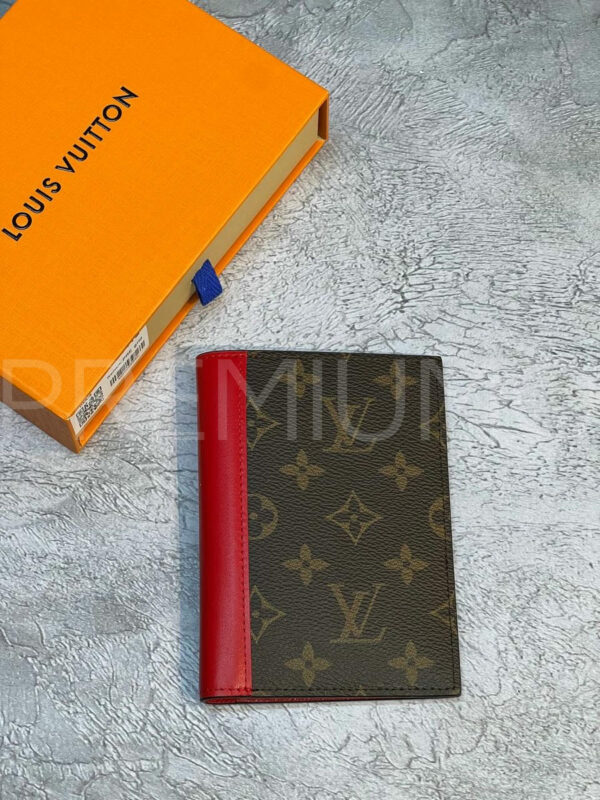 Louis Vuitton обложка на паспорт PR339720