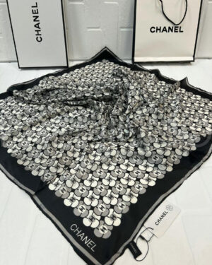 Chanel платок PR737521