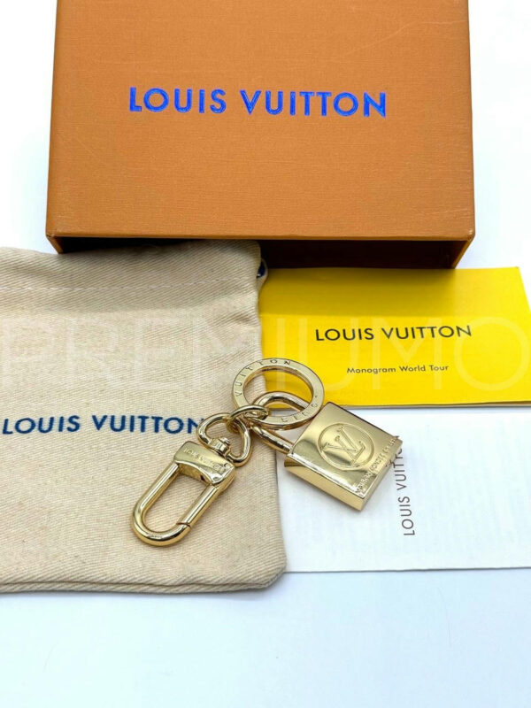 Louis Vuitton брелок PR709542