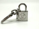 Louis Vuitton брелок PR846019 6
