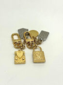 Louis Vuitton брелок PR883906 10
