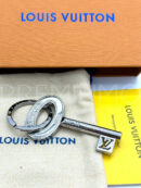 Louis Vuitton брелок PR616908 11