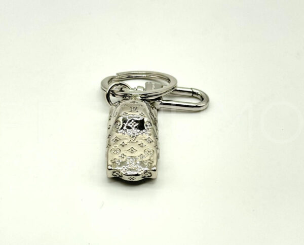 Louis Vuitton брелок PR867396 7