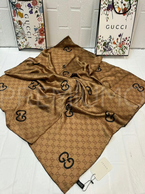 Gucci платок PR837594