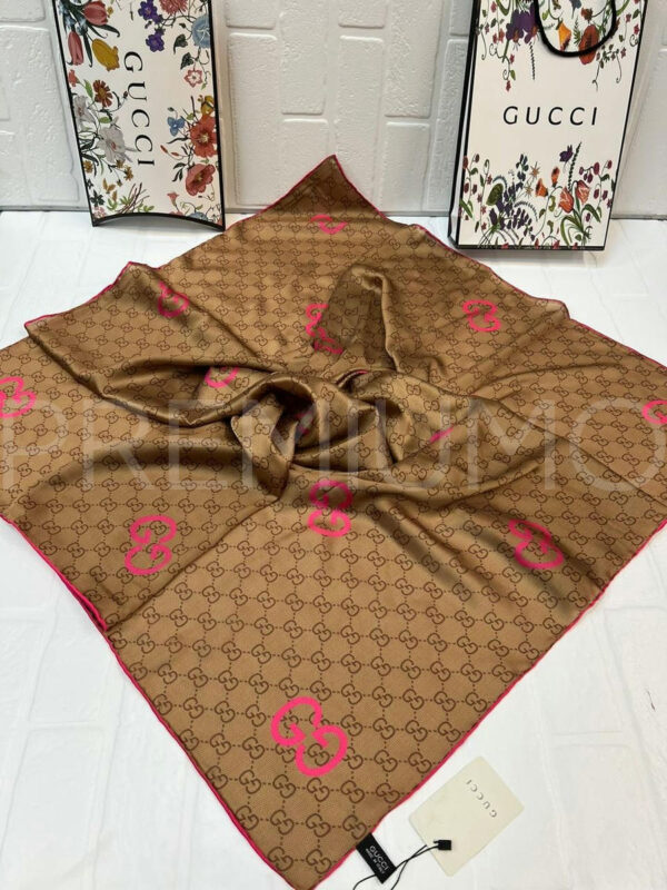 Gucci платок PR601766