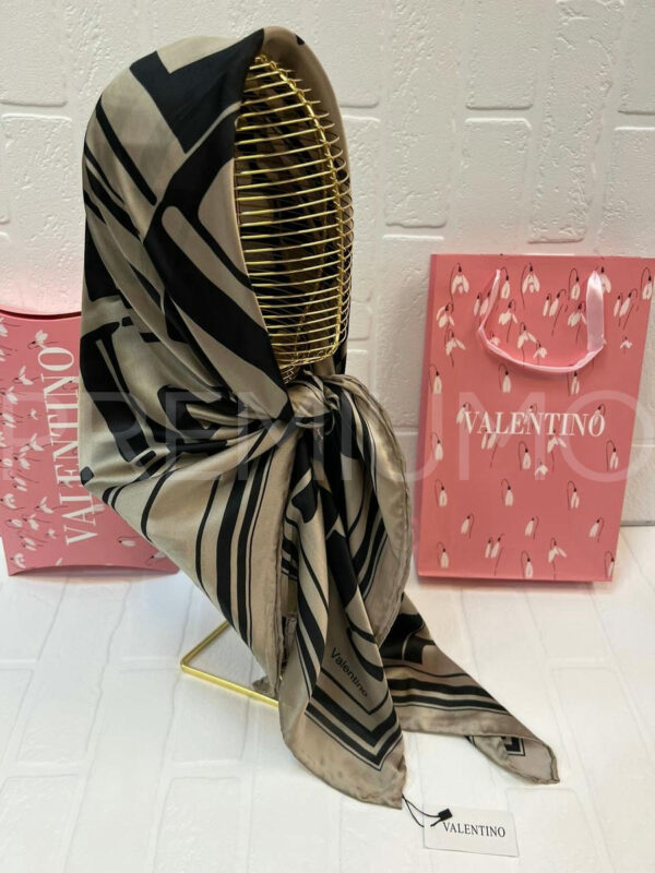 Valentino платок PR228734 3