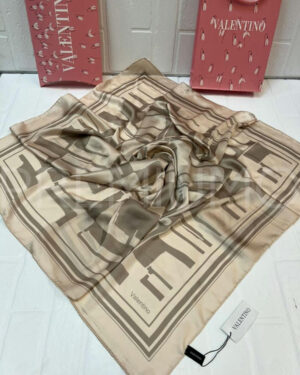 Valentino платок PR877260
