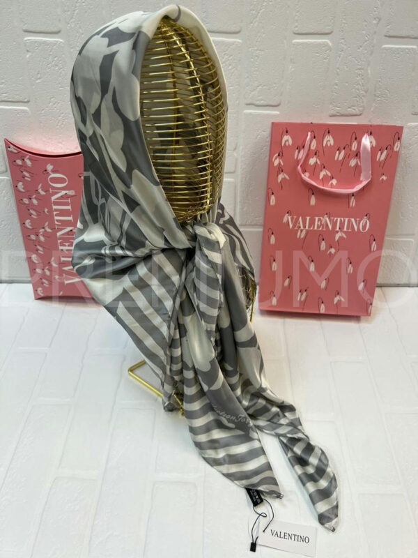 Valentino платок PR726627 3