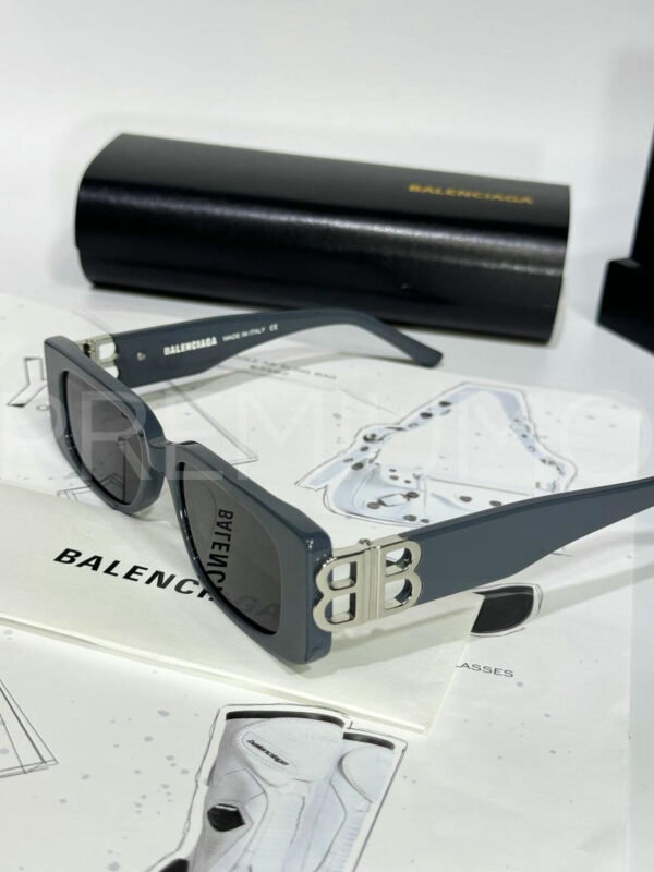Balenciaga очки PR719000