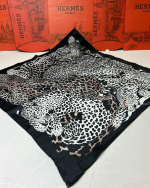 Hermes платок PR324698 Hermes платок PR324698