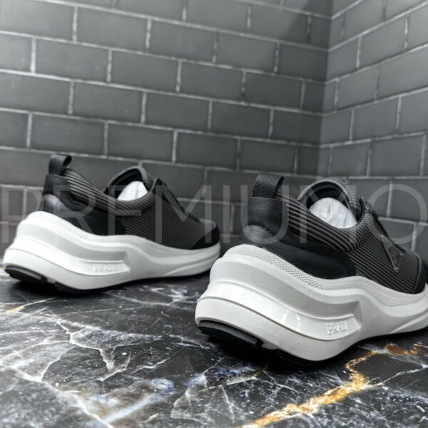 Prada кроссовки PR517247 4