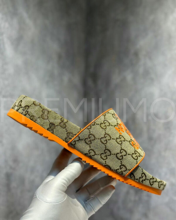 Gucci шлепанцы PR423030 7