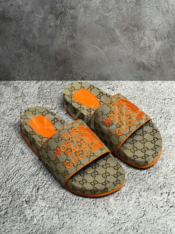 Gucci шлепанцы PR423030 2