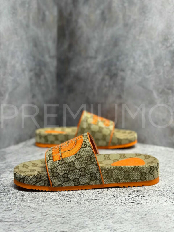Gucci шлепанцы PR423030 4