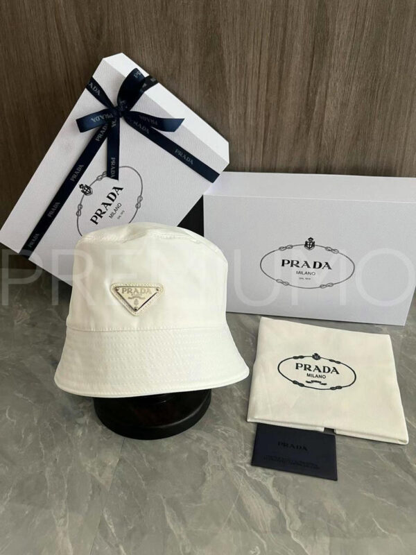 Prada Re-Nylon панама PR643349