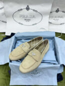 Prada лоферы PR250410 10