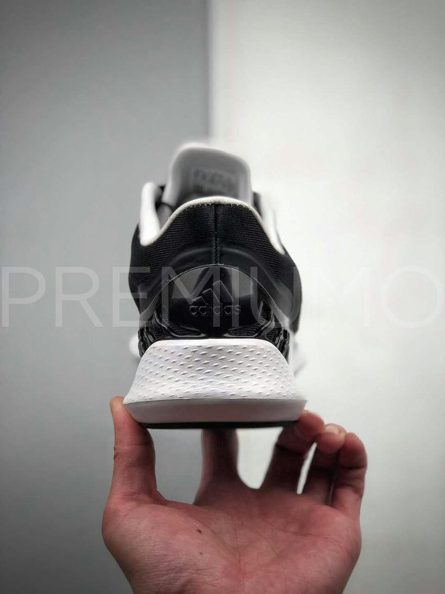 Adidas кроссовки PR468175 6 Adidas кроссовки PR468175 6