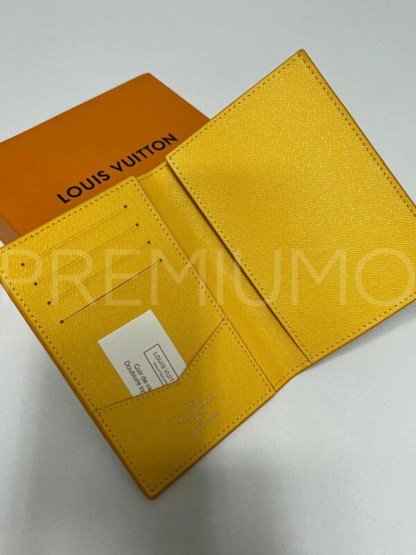 Louis Vuitton обложка на паспорт PR875272 3