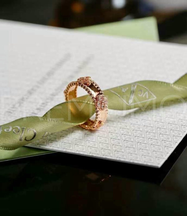 Van Cleef & Arpels кольцо PR275024