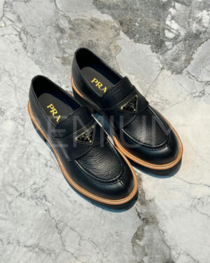 Prada лоферы PR201351