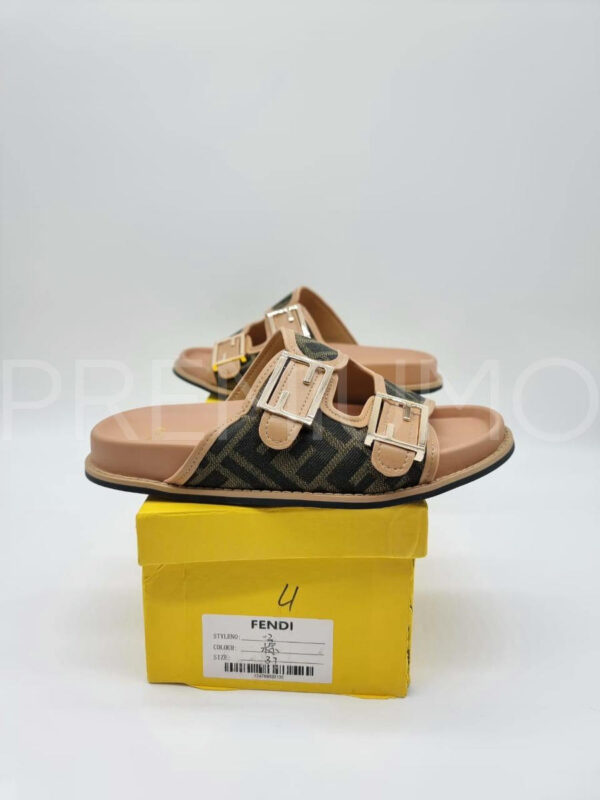 Fendi шлепанцы PR272437 2