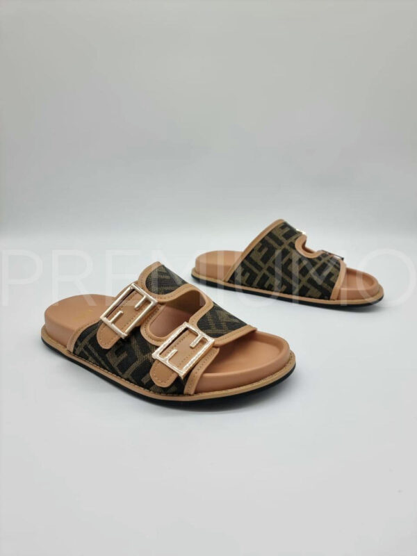 Fendi шлепанцы PR272437 4