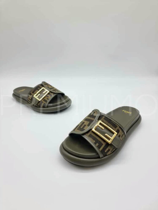 Fendi шлепанцы PR777841 4