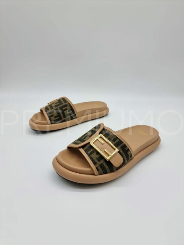 Fendi шлепанцы PR475493 4