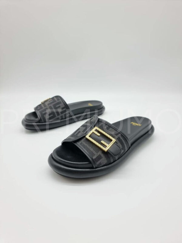 Fendi шлепанцы PR107051 4