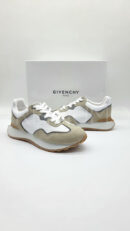 Givenchy кроссовки PR563942 5