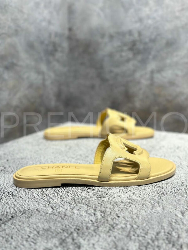 Chanel шлепанцы PR383596 3
